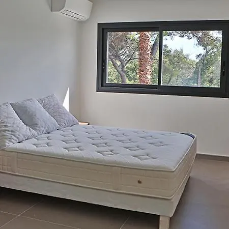 Emme Villa Grimaud